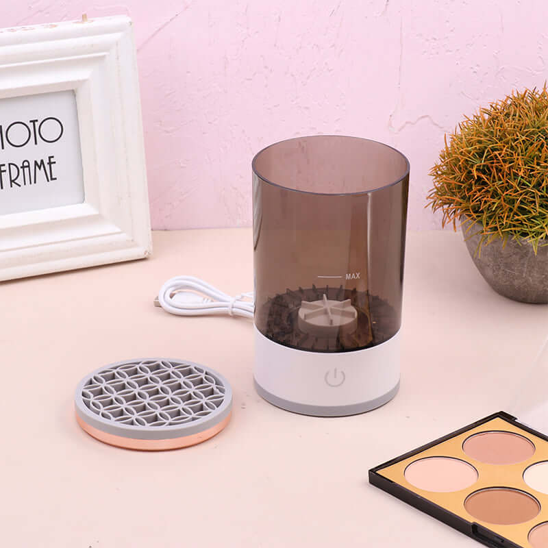 BRUSH BLISS™ Makeup Brush Cleaner